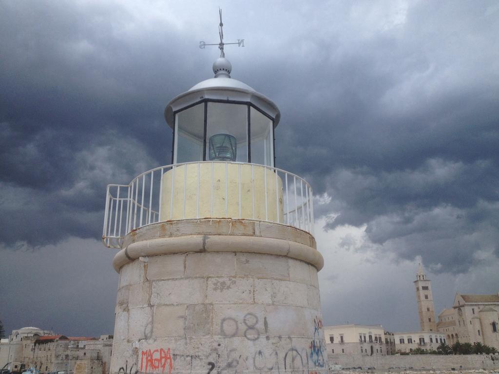 Casa Vischi Appartamento Trani Esterno foto